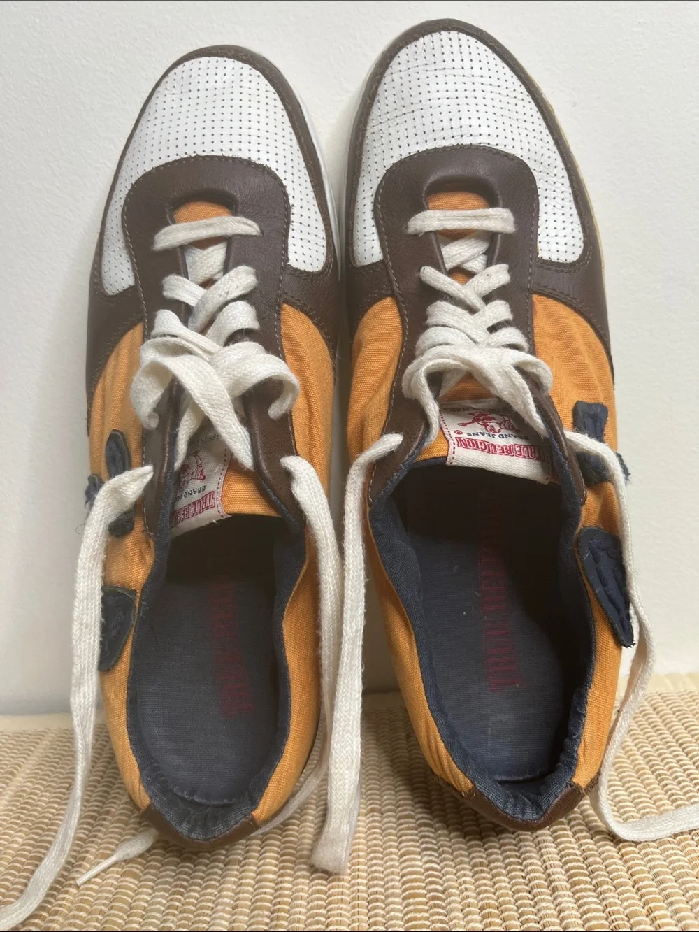 True Religion Sneakers Ace Low Canvas Lace Up Size 10.5